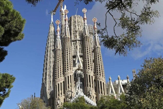 sagrada-familia-private-tour-with-skip-the-line-ticket