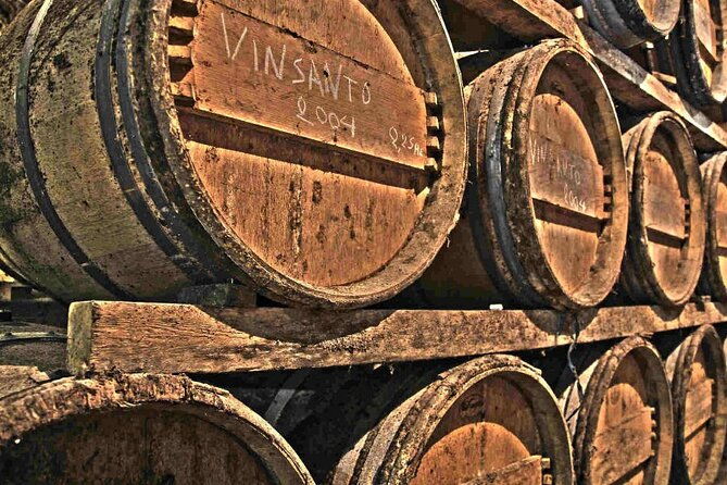 santorini-wine-tour-with-sunset-in-oia