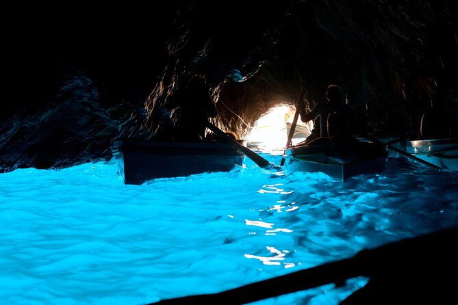 small-group-tour-from-sorrento-to-blue-grotto-anacapri-and-capri