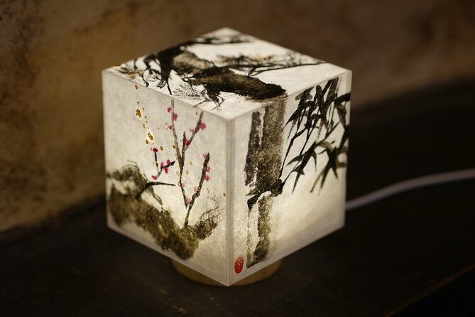 sumi-e-ink-painting-suiboku-ga-workshop-in-a-japanese-teahouse