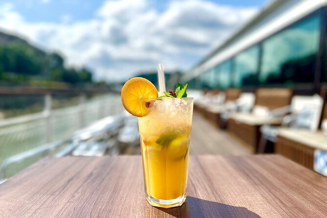 summer-daytime-cruise-on-the-danube-with-drink-options
