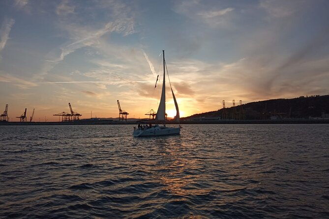 sunset-sailing-small-group-experience-with-live-spanish-guitar