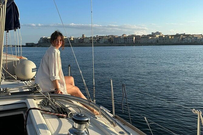 syracuse-half-day-boat-tour-along-ortigia-island