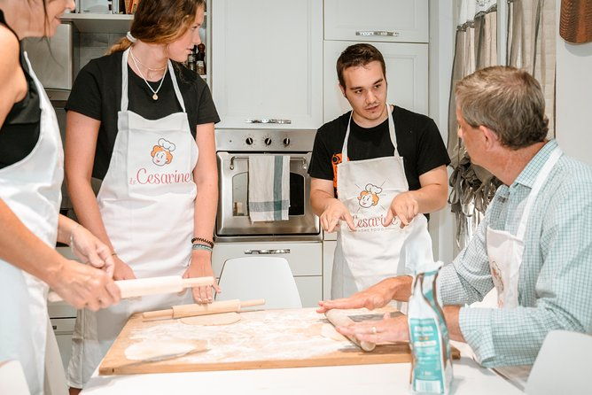 tagliatelle-masterclass-aperitivo-at-a-locals-home-in-florence
