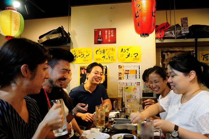 tokyo-by-night-happy-hour-with-karaoke-in-shinjukus-district