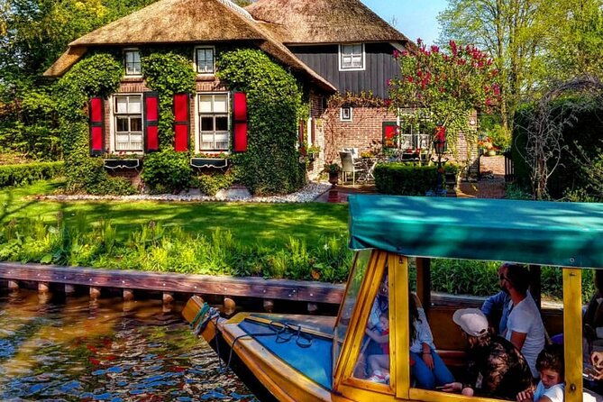 unique-dutch-villages-tour-incl-boat-hotel-pick-up