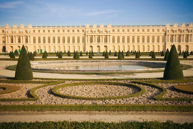 versailles-domain-bike-tour-with-palace-entry-by-train-from-paris