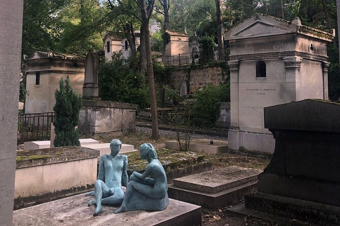2-5-3-hour-walking-tour-of-pere-lachaise-cemetery-from-paris
