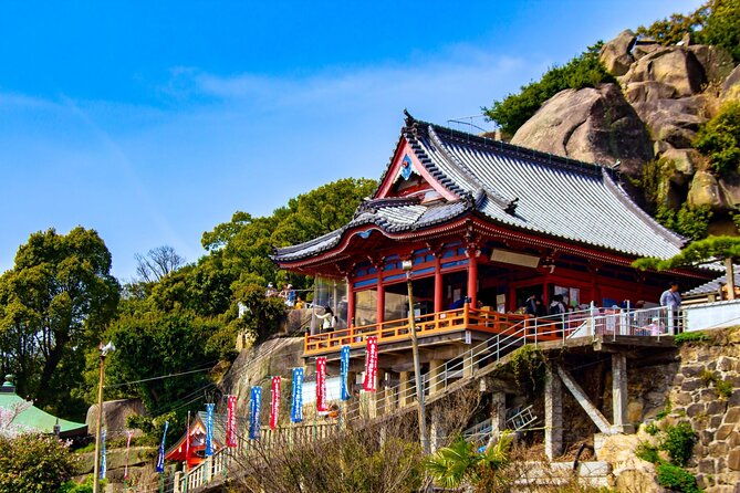 1-day-tour-onomichi-temples-exploration-and-saijo-sake-tasting