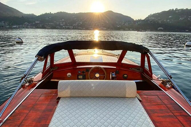 1h-to-4h-private-tour-in-wooden-boat-on-lake-como-6-pax