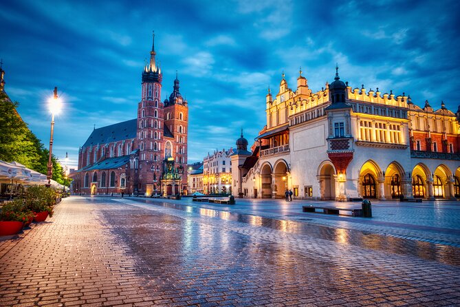 2-hour-city-walking-tour-in-creepy-krakow