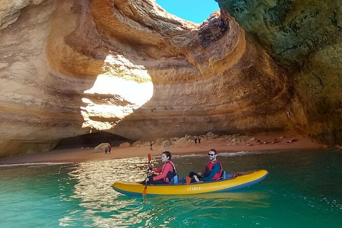 2-hour-kayak-through-the-sea-caves-of-benagil
