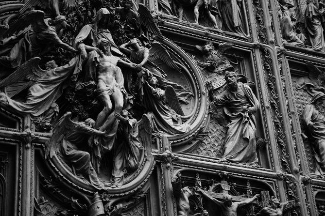 2-hours-duomo-of-milan-guided-experience-with-entrance-tickets
