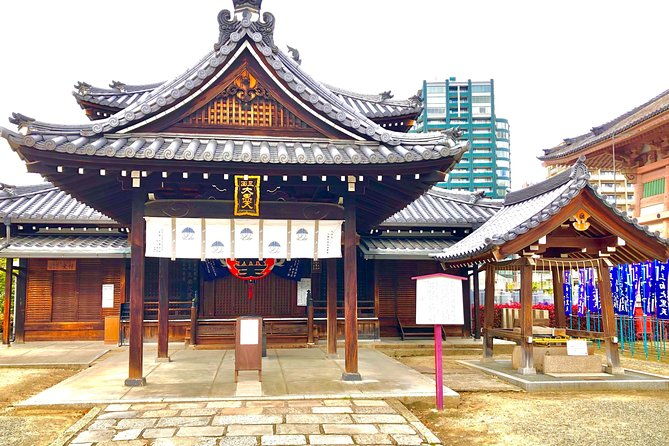 2-hours-private-guided-walking-tour-in-osaka