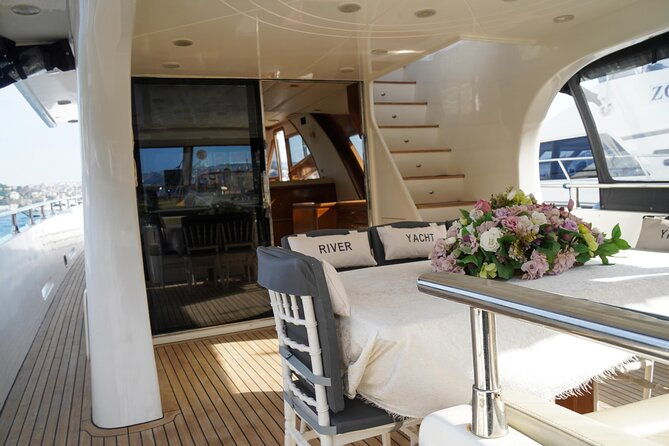 2-hours-private-yacht-cruise-on-bosphorus