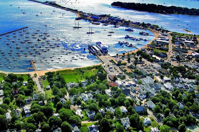 3-hour-marthas-vineyard-island-tour-from-oak-bluffs