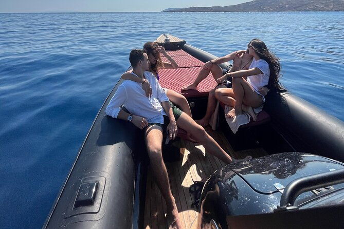 4-hours-private-luxury-cruise-to-the-southern-coast-of-mykonos