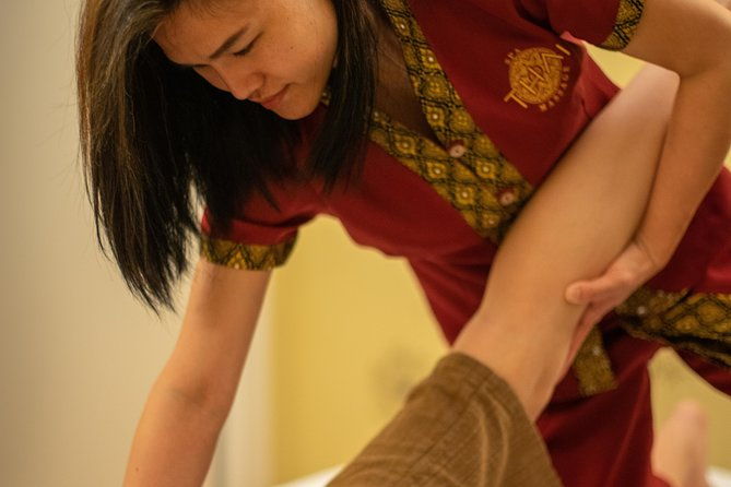 60-min-foot-and-leg-massage-at-thai-spa-massage-barcelona