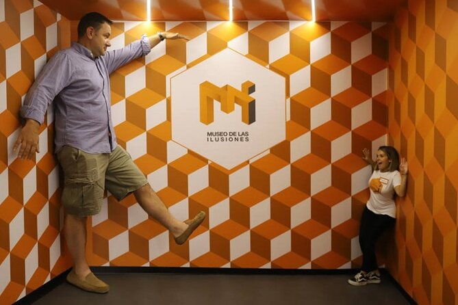 a-fantastic-visit-to-the-museum-of-illusions-seville