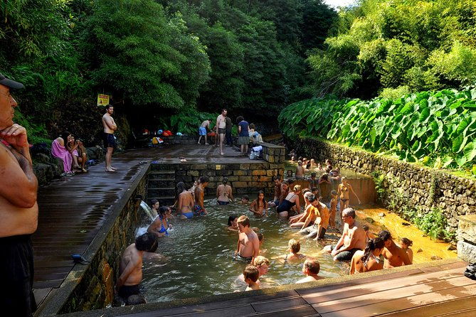 adventure-in-the-furnas-with-volcanoes-lagoons-and-tea-plantations