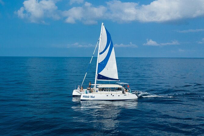 afternoon-sail-snorkel-to-the-captain-cook-monument
