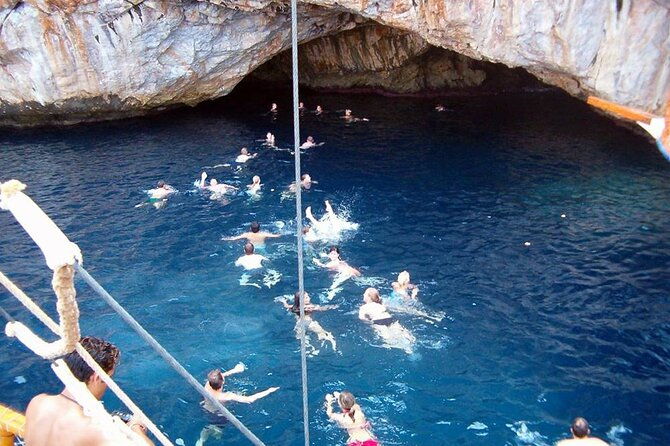 alanya-all-inclusive-pirate-boat-trip-with-hotel-transfer