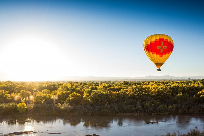 albuquerque-hot-air-balloon-ride-at-sunrise