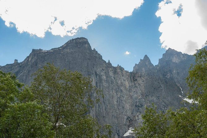 alesund-shore-excursion-from-fjords-to-trolls