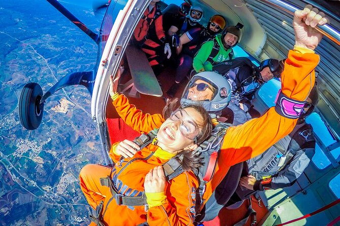 algarve-tandem-skydive-10k-ft-3000m