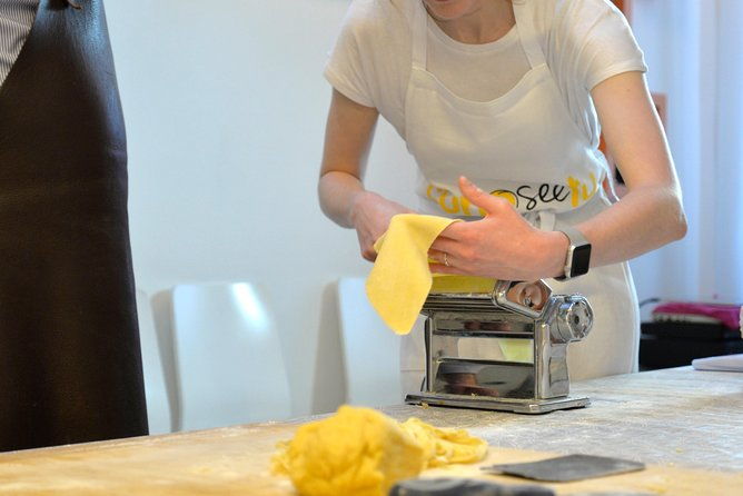 alghero-home-cooking-pasta-class-at-a-farmhouse-with-wine