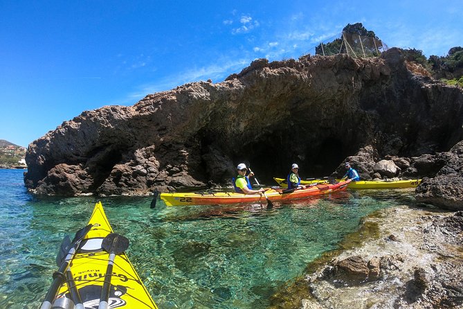 athens-sea-kayak-tour-to-the-temple-of-poseidon-with-entrance-fee-and-lunch