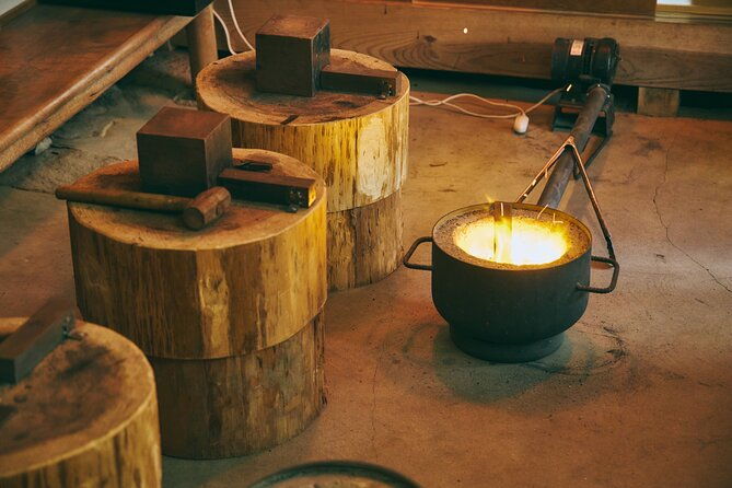 authentic-knife-making-experience-at-a-blacksmith-in-kyoto-2