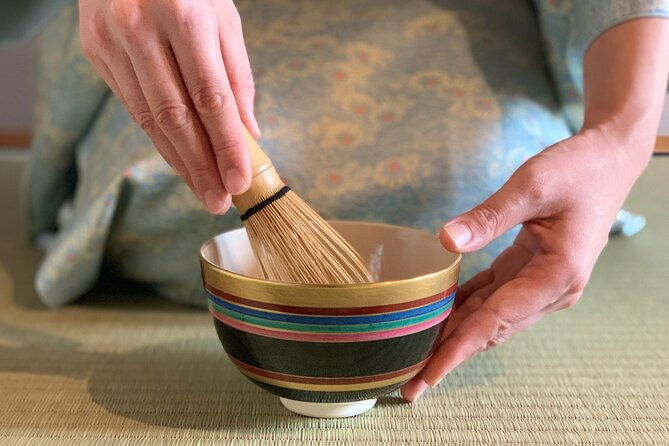 authentic-kyoto-tea-ceremony-camellia-flower-teahouse