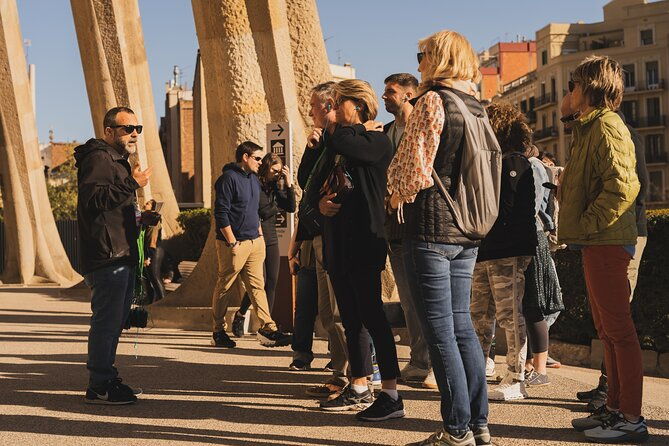 barcelona-sagrada-familia-skip-the-line-guided-tour-tickets