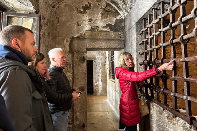 best-of-venice-saint-marks-basilica-doges-palace-with-guide-and-gondola-ride