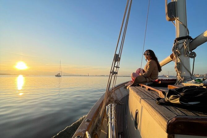 boat-tour-of-the-devils-saddle-with-swimming-and-aperitif-stops