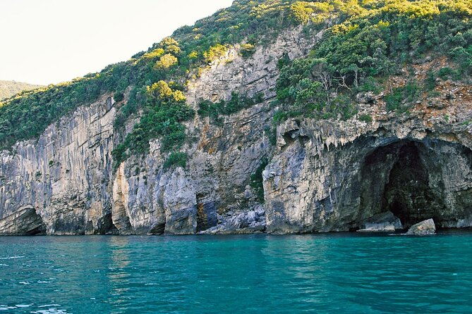boat-trip-sea-caves-of-thetis