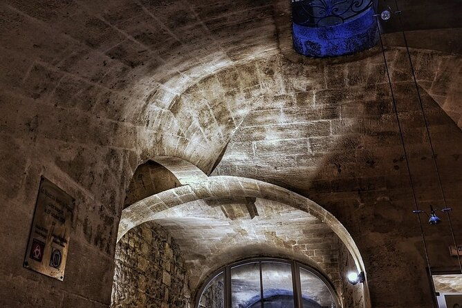 bordeaux-wine-and-trade-museum-admission-ticket-with-wine-tasting