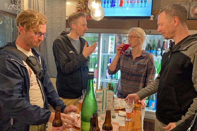bouldering-sake-and-food-local-gem-hiroshima-evening-tour