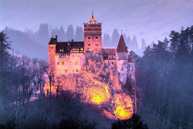 bran-dracula-castle-peles-castle-brasov-city-private-tour