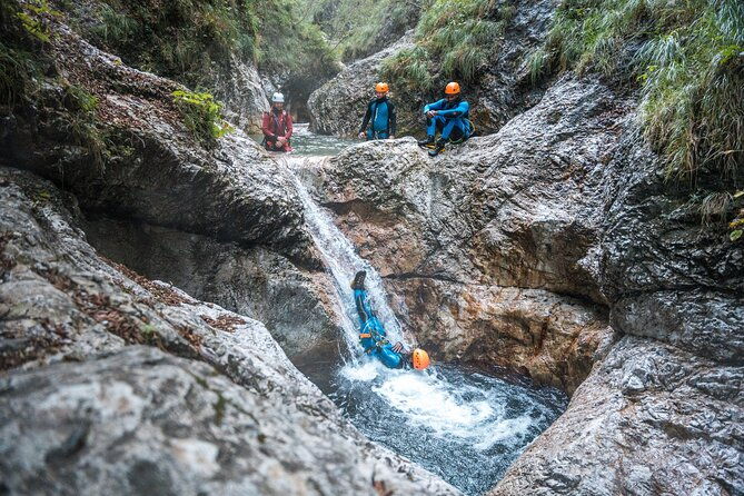 canyoning-in-susec-canyon-2