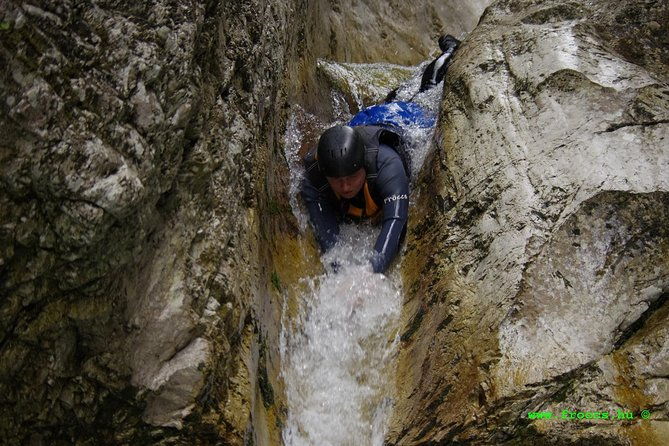 canyoning-in-susec-canyon