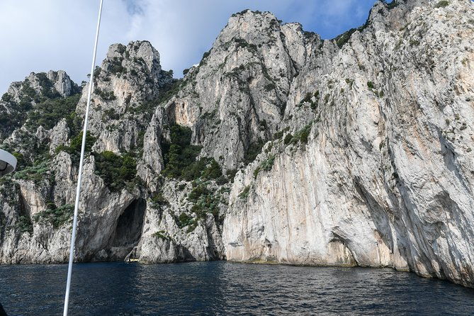capri-one-day-visit-the-island-by-sea-and-land-with-blue-grotto