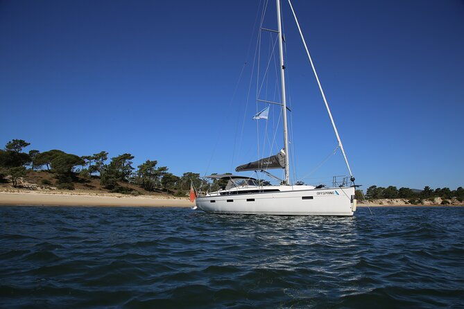 cascais-romantic-private-2h-cruise-with-sparkling-wine