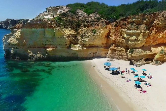 catamaran-bbq-on-the-beach-cruise-to-benagil-caves