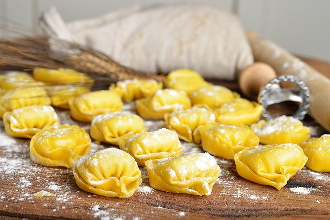cesarine-small-group-pasta-and-tiramisu-class-in-siena