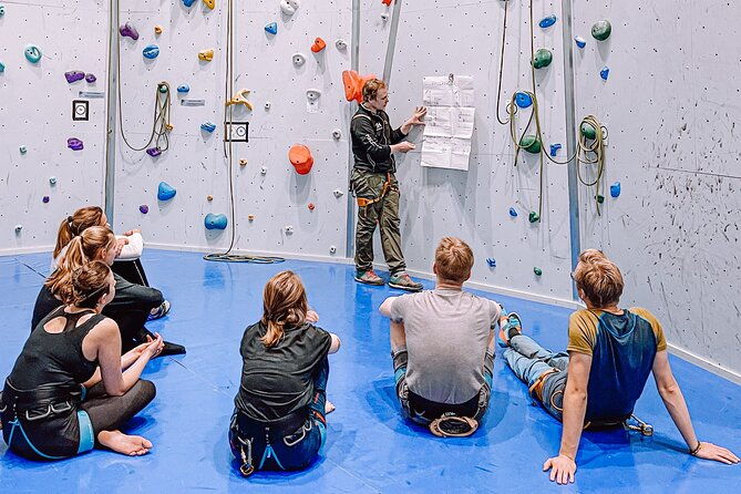 climbing-in-morkvedhallen-climbing-center