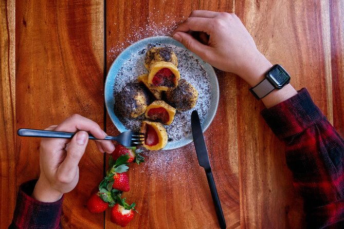 cooking-czech-menu-with-chef