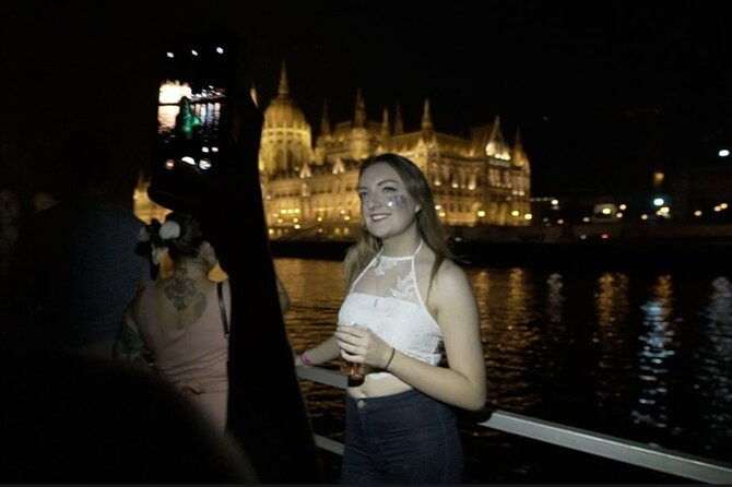 danube-beat-boat-party-cruise-ticket