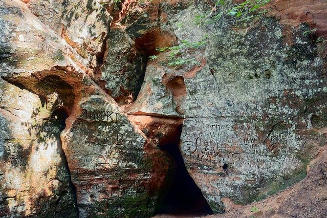 day-trip-to-khor-virap-noravank-areni-cave-wine-tasting